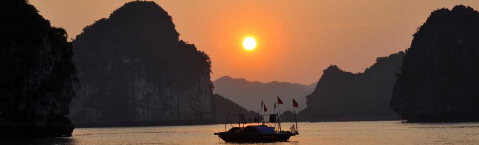 Ha-Long-Bay-Vietnam
